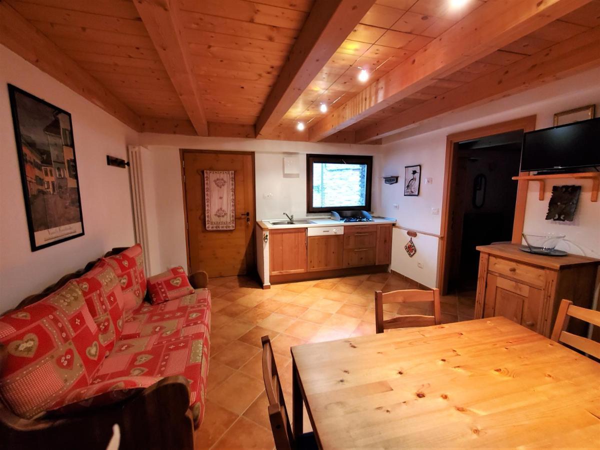 Champex Apartments Pré-Saint-Didier Екстериор снимка