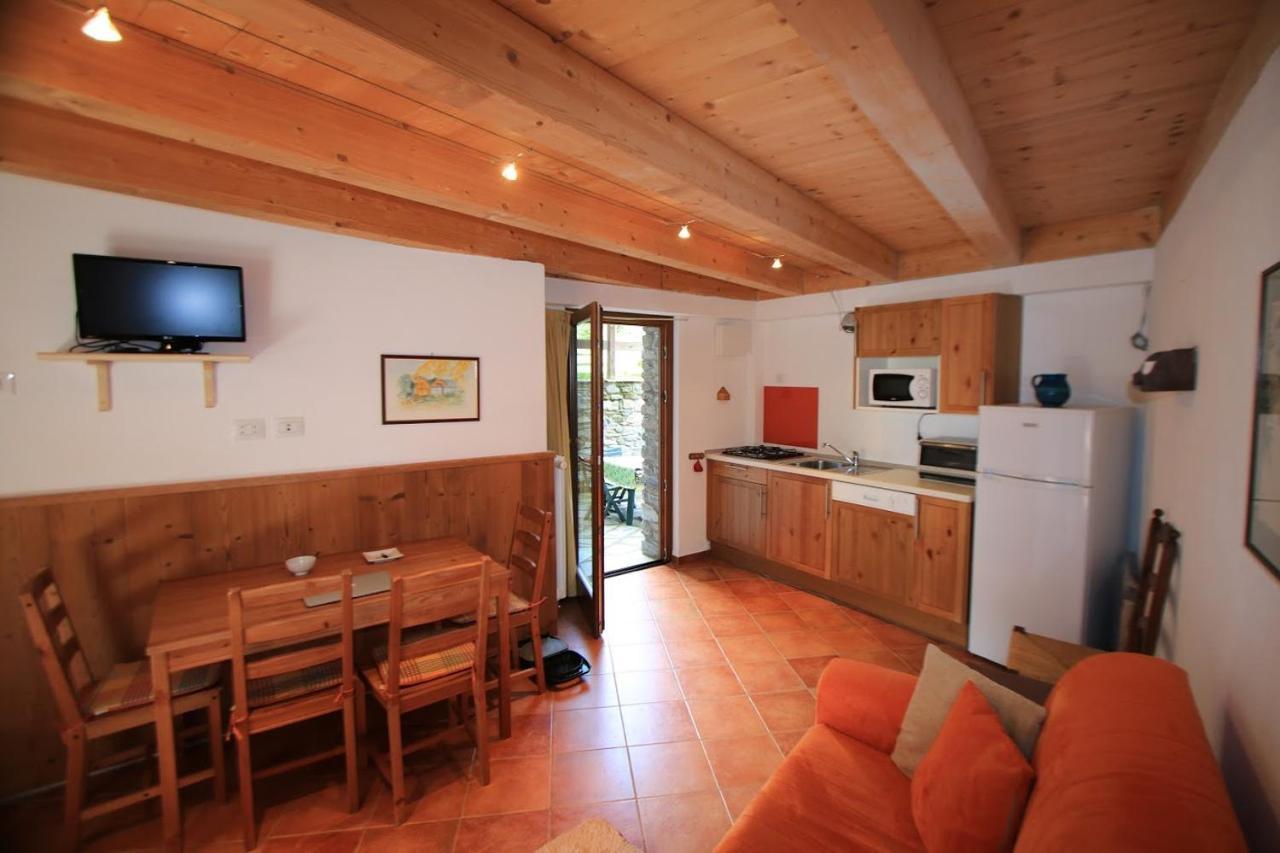 Champex Apartments Pré-Saint-Didier Екстериор снимка