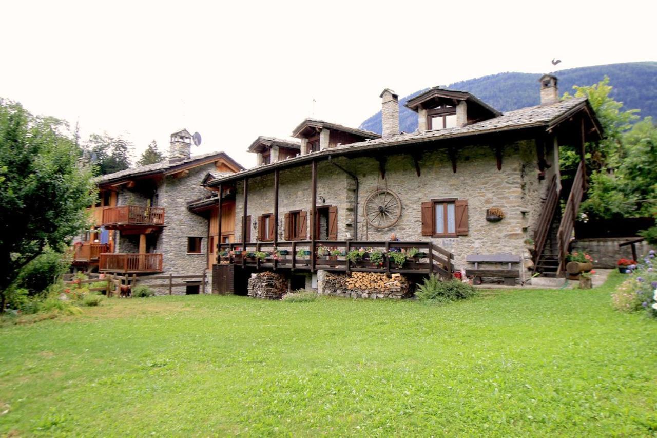Champex Apartments Pré-Saint-Didier Екстериор снимка